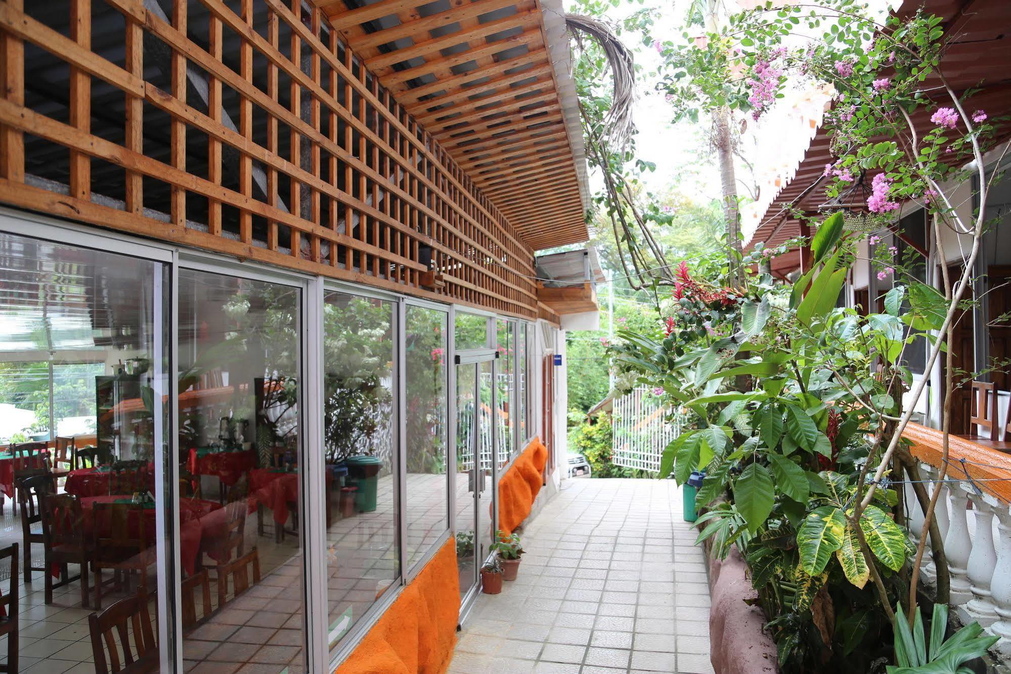 Hotel Coco Beach Nationalpark Nationalpark Manuel Antonio Exterior foto